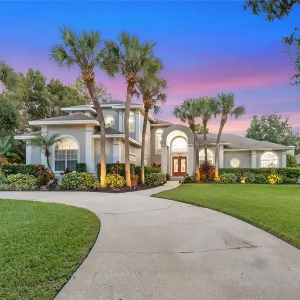 MAGNIFICENT ESTATE IN DESIRED TOREY PINES