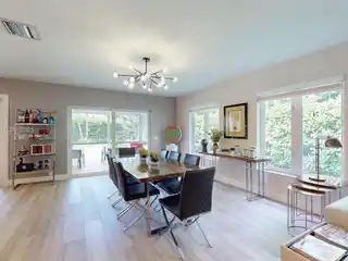 Boater’s Dream Home in Prestigious Kings Bay