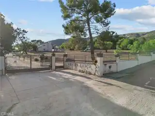 Exceptional Equestrian Retreat