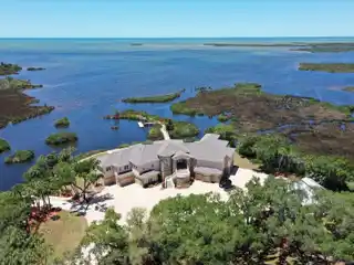 Expansive Gulf Estate