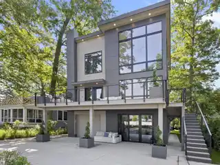 Magnificent Modern Coastal Retreat