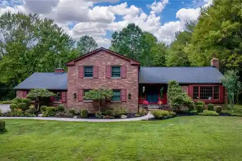 Rare Gates Mills Gem