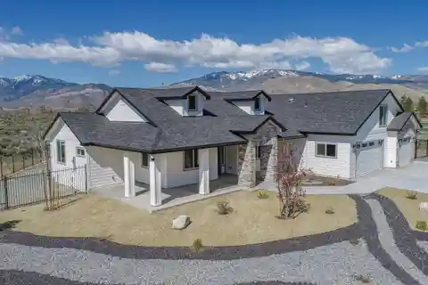 Beautiful Nearly New Home