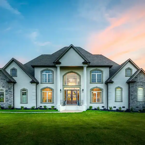 PRIVATE 38-ACRE GATED ESTATE