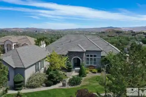 Exquisite Home with Sweeping Panoramic Views