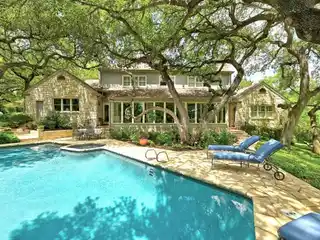 Exquisite Estate Property in Coveted West Rim