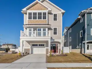 New Custom Built Luxury Beach Home
