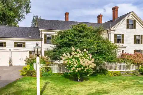 Elegant and Spacious Antique Home