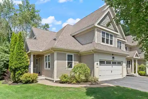 Sunlit End Unit with Scenic Conservation Views