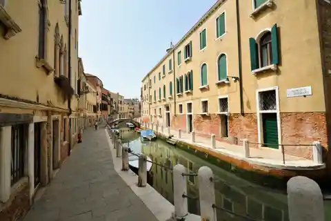 Elegant Venetian Residence with Evocative Views