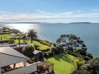 Ultimate Waterfront Bi-Level Sanctuary