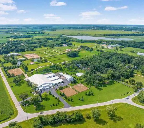 WORLD-CLASS EQUESTRIAN ESTATE