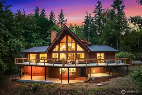 The Estate at Licorice Fern