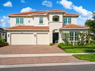 Prime Palm Beach Gardens Luxury Living