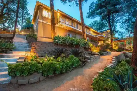 Hidden Gem in the Picturesque Hills of Chatsworth