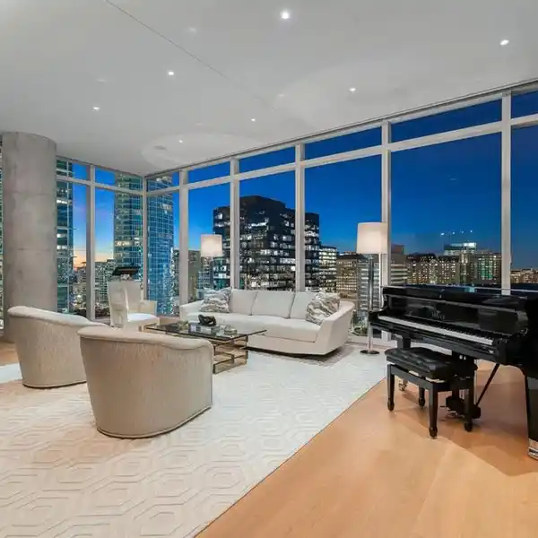 UNPARALLELED LUXURY LIVING AT HALL ARTS RESIDENCES