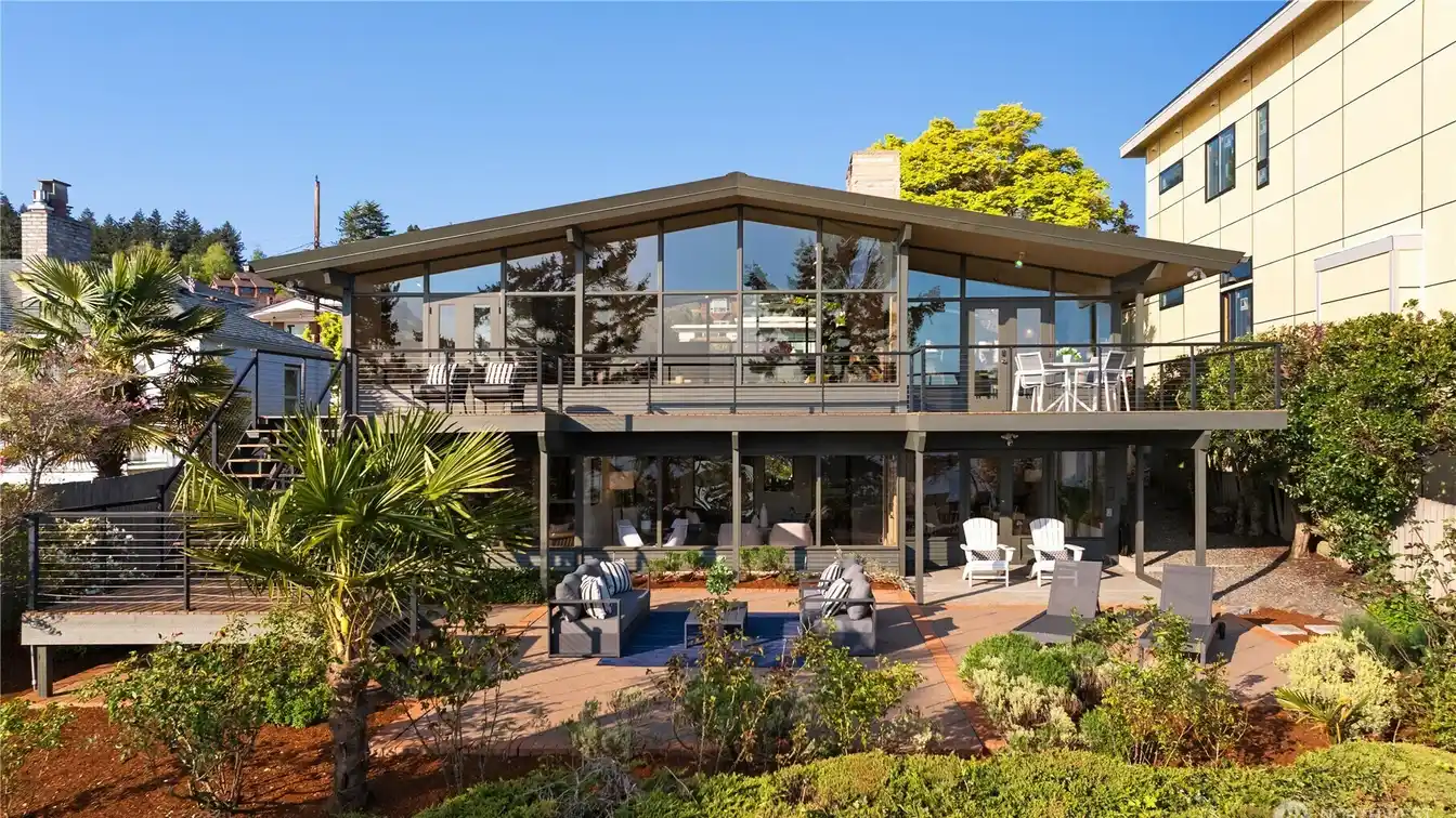 Iconic Waterfront Home