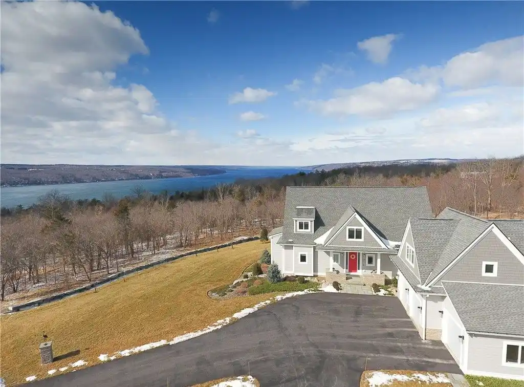 Five Bedroom Home with Amazing Views