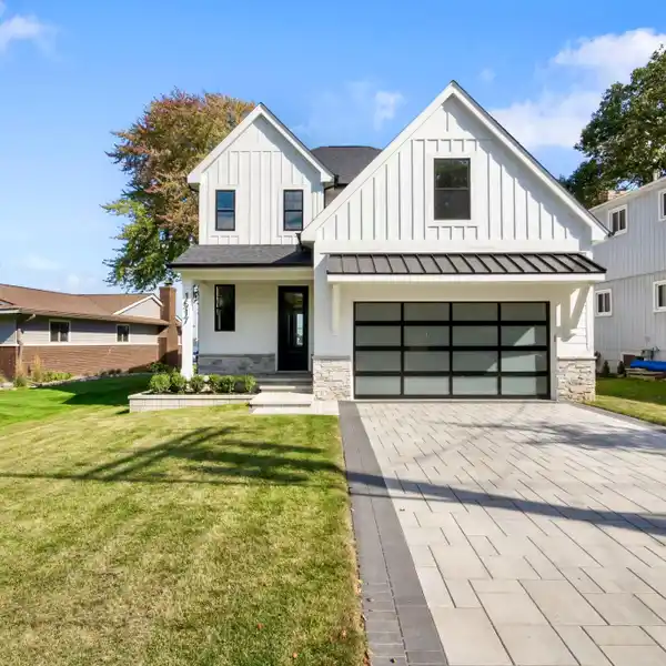 EXCLUSIVE SYLVAN LAKE CUSTOM HOME