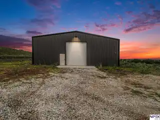 Complete a Dream Home on a Large Foundation