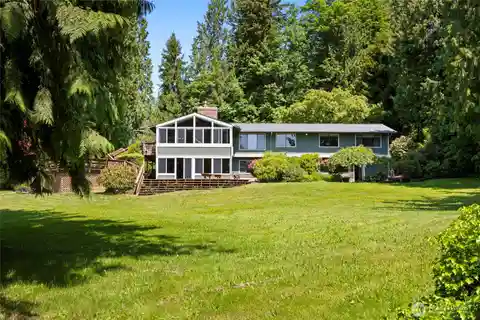 Updated Estate with Stunning Views
