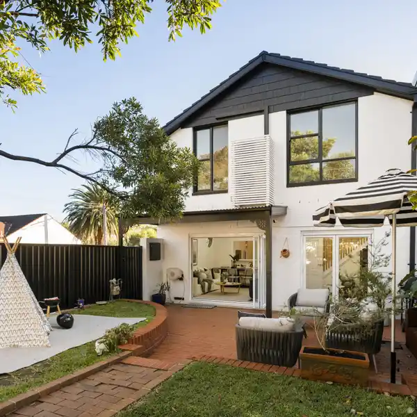SPACIOUS CORNER HOME WITH SECURE SUNLIT GARDEN