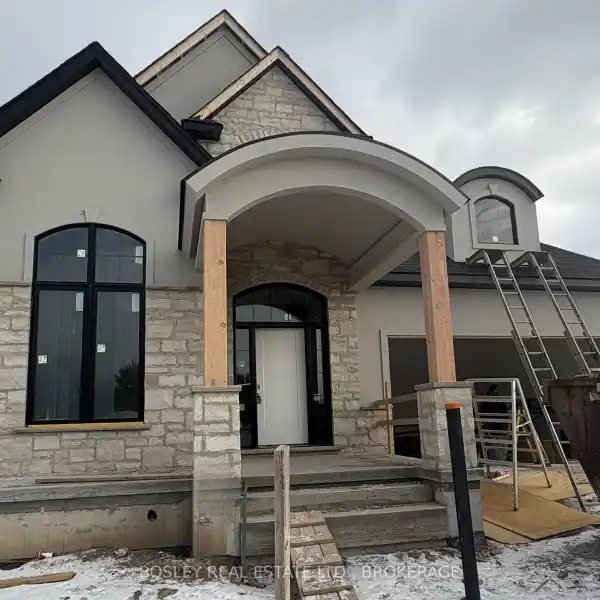 BRAND-NEW CUSTOM BUNGALOW