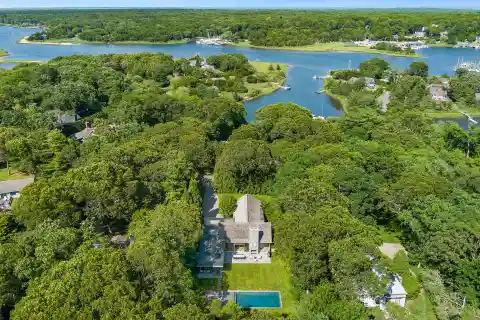 The Essence of True Indoor-outdoor Luxury Living