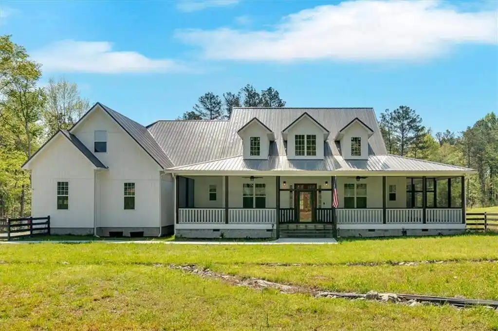 Custom-built Home on 8 Acres