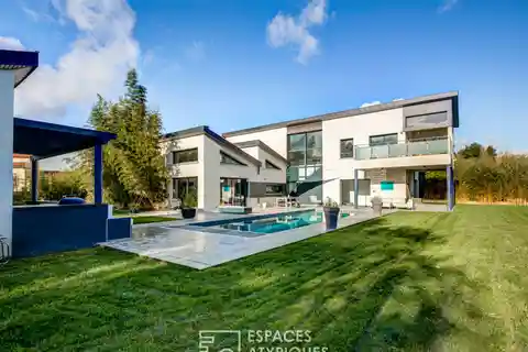 Stunning Architect Home with Pool