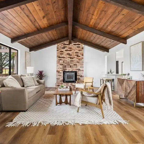 SERENE COUNTRY LIVING WITH MODERN COMFORT