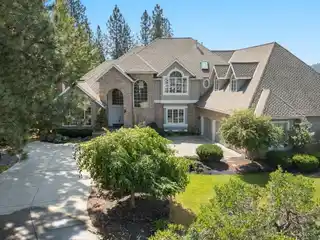 Spacious Home with Phenomenal Views