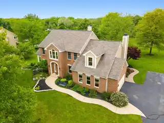Exceptional Living in Sought-after Scioto Bluffs