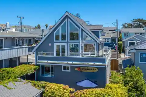 Beautifully Remodeled Beach Home Steps to the Sand