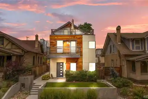 Stunning Modern Half Duplex