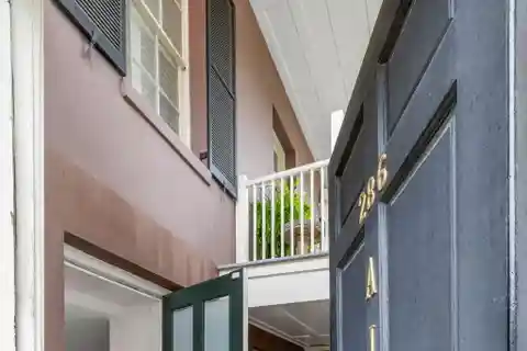 Beautifully Restored Condo in the Noyer-wildhagen House
