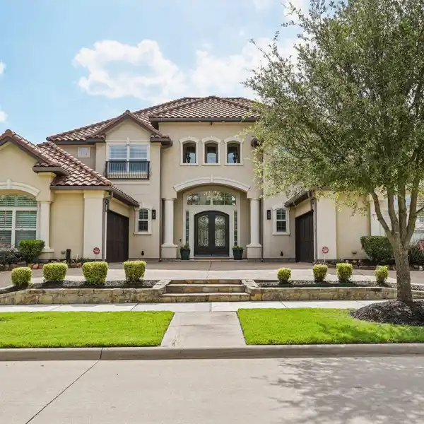 TOLL BROTHERS MASTERPIECE WITH RESORT-STYLE BACKYARD