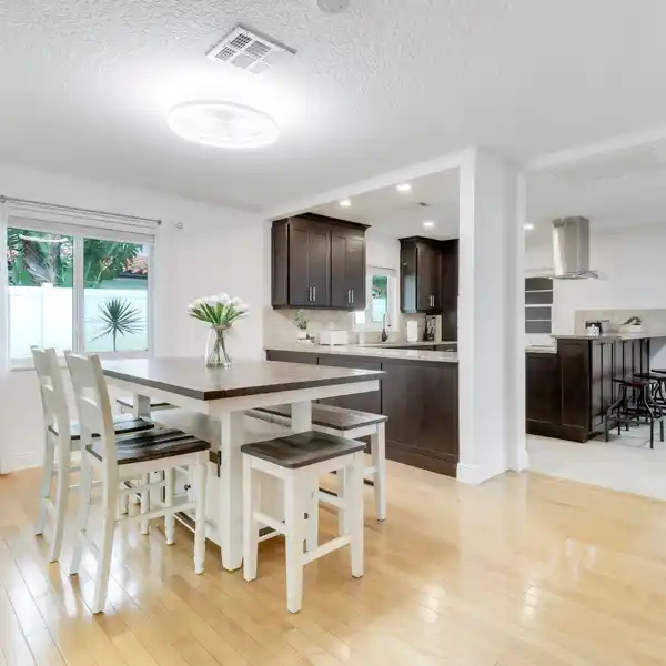 PRIME LOCATION INSIDE BERMUDA TERRACE