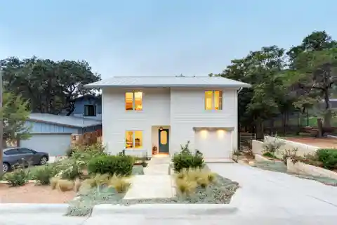 Thoughtfully Curated Modern Farmhouse