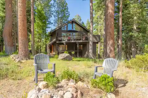Trailside Tahoe Retreat