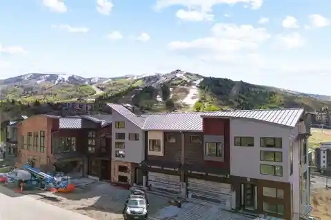 Crawford Square's Premier Mountain Residences