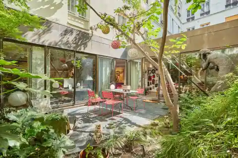 Spacious Loft with Large Private Garden