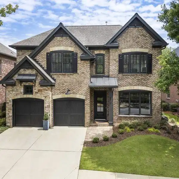 UPDATED HOME IN THE PALISADES