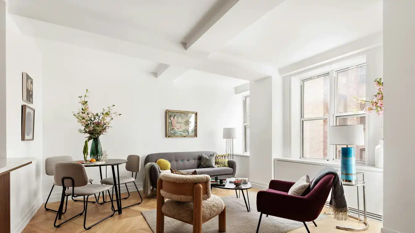 Extraordinary One Bedroom Residence