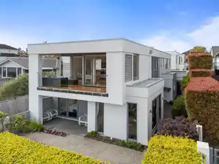 Modern Luxury Low-maintenance Living