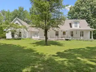 Multigenerational Living on Sprawling Private Acres