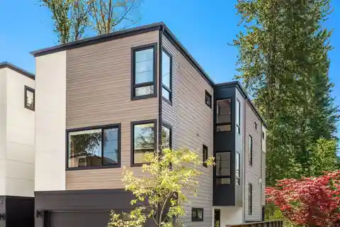 Bannerwood Beauty with Covered Deck