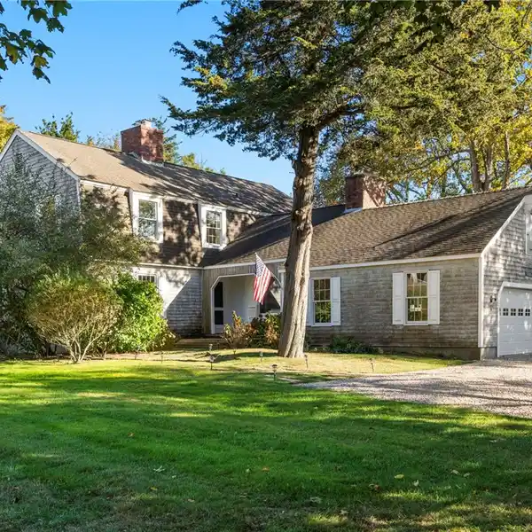 CLASSIC CHARM WITH MODERN LUXURY