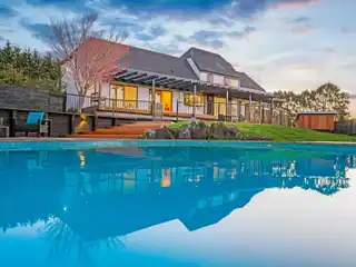 Renovated Family Retreat on over One Hectare