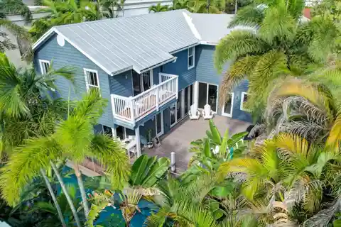 Five Bedroom Home in Serene Sailboat Bend